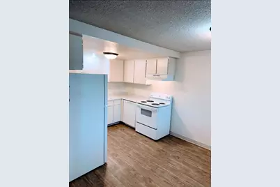 350 Alder Street, Central Point, OR 97502 - Photo 8