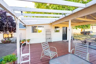 4413 Merita Terrace, Central Point, OR 97502 - Photo 2