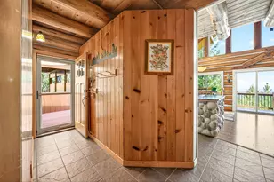 5255 Griffin Ln, Medford, OR 97501 - Photo 4