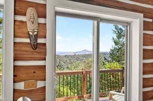 5255 Griffin Ln, Medford, OR 97501 - Photo 16