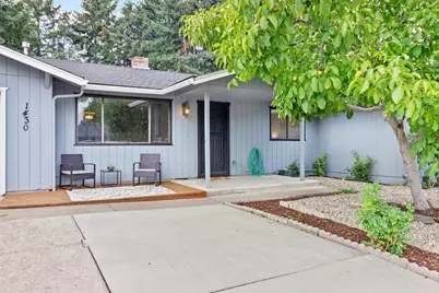 1430 S Oakdale Avenue, Medford, OR 97501 - Photo 2