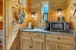 23757 Santiam Way, Lyons, OR 97358 - Photo 32