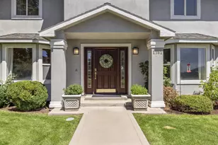 1781 Quail Ridge Dr, Klamath Falls, OR 97601 - Photo 2