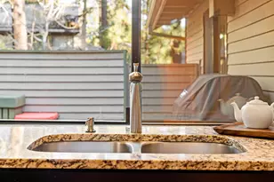 17956 Shadow Ln, Sunriver, OR 97707 - Photo 16