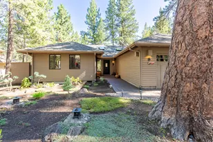 17956 Shadow Ln, Sunriver, OR 97707 - Photo 2