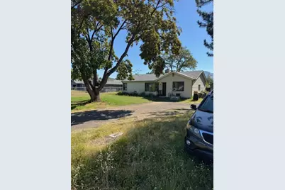 1228 Corona Avenue, Medford, OR 97504 - Photo 2