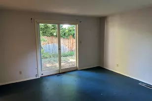 2233 Oakwood Dr, Medford, OR 97504 - Photo 26