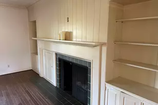 2233 Oakwood Dr, Medford, OR 97504 - Photo 8