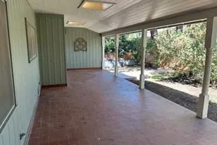 2233 Oakwood Dr, Medford, OR 97504 - Photo 40