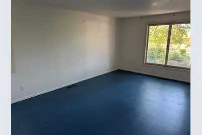 2233 Oakwood Drive, Medford, OR 97504 - Photo 24