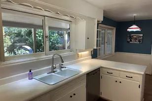 2233 Oakwood Dr, Medford, OR 97504 - Photo 14