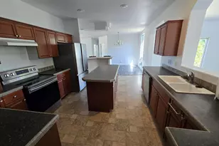 240 Homewood Rd, Grants Pass, OR 97527 - Photo 12