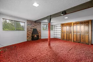 908 Black Oak Dr, Medford, OR 97504 - Photo 18