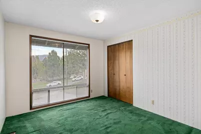 908 Black Oak Drive, Medford, OR 97504 - Photo 16