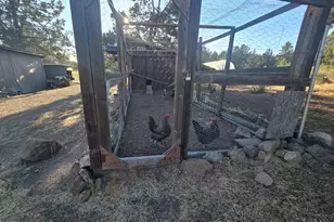 26817 Lassen Rd, Sprague River, OR 97639 - Photo 30