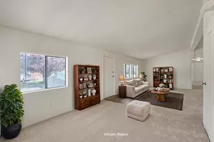 720 Hedy Jayne, Medford, OR 97501 - Photo 6
