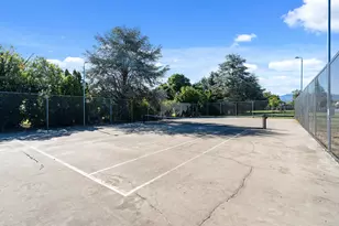 720 Hedy Jayne, Medford, OR 97501 - Photo 28