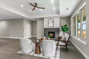 3317 Tree Top Dr, Medford, OR 97504 - Photo 6