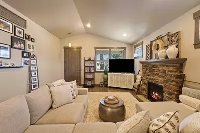 61058 SE Marble Mountain Lane, Bend, OR 97702 - Photo 6