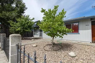 708 SW Bridge St, Grants Pass, OR 97526 - Photo 4