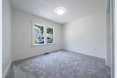 1016 Queen Anne Avenue, Medford, OR 97504 - Photo 14