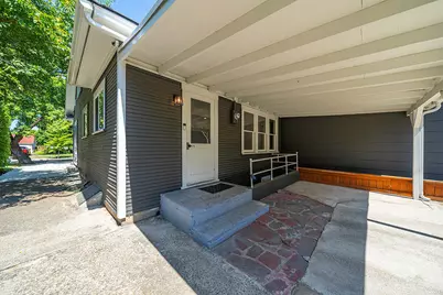 1016 Queen Anne Avenue, Medford, OR 97504 - Photo 6