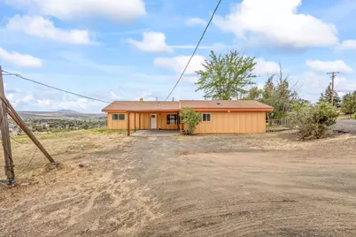 825 NW 3rd Street, Madras, OR 97741 - Photo 30