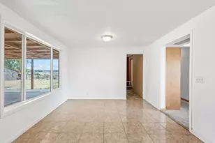 825 NW 3rd St, Madras, OR 97741 - Photo 12