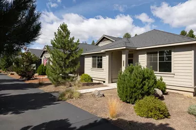 51844 Hollinshead Place, La Pine, OR 97739 - Photo 1