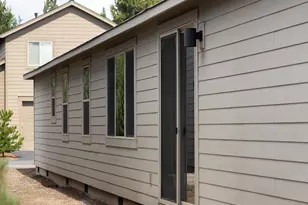 51844 Hollinshead Pl, La Pine, OR 97739 - Photo 20