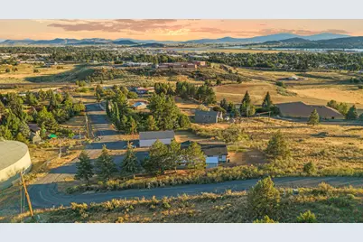 250 Burns Street, Klamath Falls, OR 97603 - Photo 58