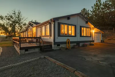 250 Burns Street, Klamath Falls, OR 97603 - Photo 2