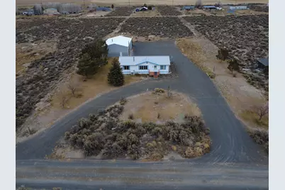 57251 Bark Loop, Christmas Valley, OR 97641 - Photo 20