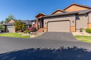 8413 Forest Ridge Loop, Redmond, OR 97756 - Photo 2