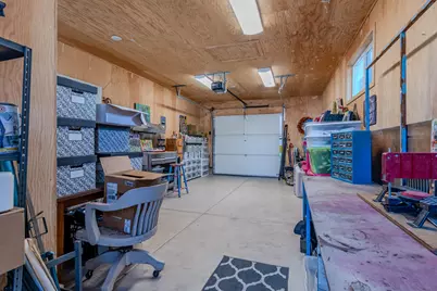 2204 Meals Drive, Medford, OR 97501 - Photo 60