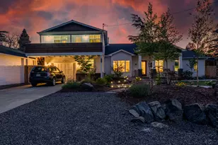 2204 Meals Dr, Medford, OR 97501 - Photo 2