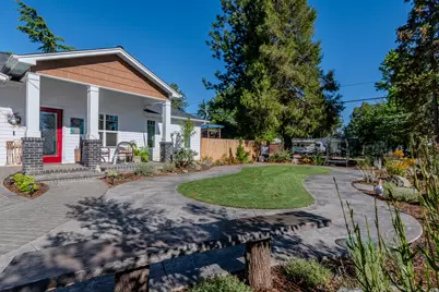 2204 Meals Drive, Medford, OR 97501 - Photo 64