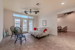 2204 Meals Dr, Medford, OR 97501 - Photo 10