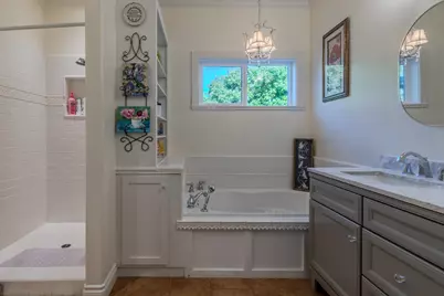 2204 Meals Drive, Medford, OR 97501 - Photo 42