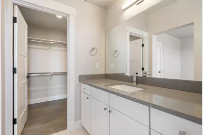 20530 NE Empire Avenue, Bend, OR 97701 - Photo 26