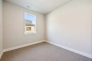 20532 NE Empire Ave, Bend, OR 97701 - Photo 28