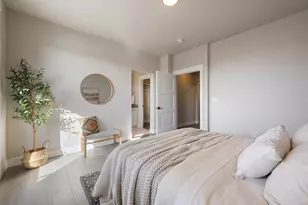 20532 NE Empire Ave, Bend, OR 97701 - Photo 18