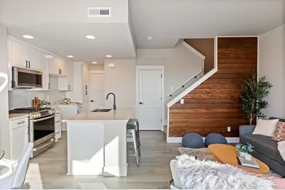 20532 NE Empire Avenue, Bend, OR 97701 - Photo 12