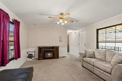 639 Darla Mae, Medford, OR 97501 - Photo 8