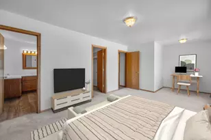 21442 Belknap Dr, Bend, OR 97701 - Photo 10