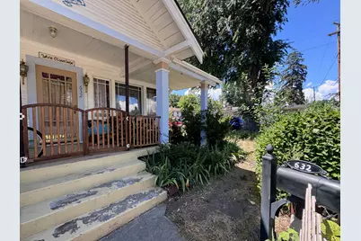 632 N 10th Street, Klamath Falls, OR 97601 - Photo 2
