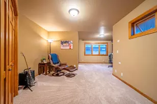 60766 Golf Village Loop, Bend, OR 97702 - Photo 44