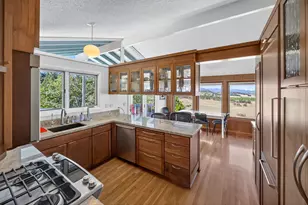 4360 North Foothill Road, Medford, OR 97504 - Photo 6