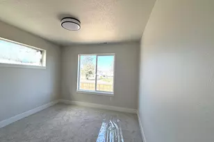 4317 SW Reindeer Ave, Redmond, OR 97756 - Photo 16