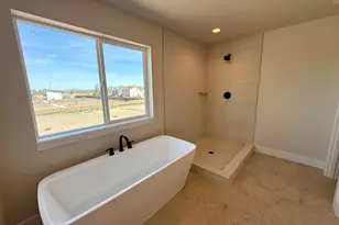 4317 SW Reindeer Ave, Redmond, OR 97756 - Photo 22